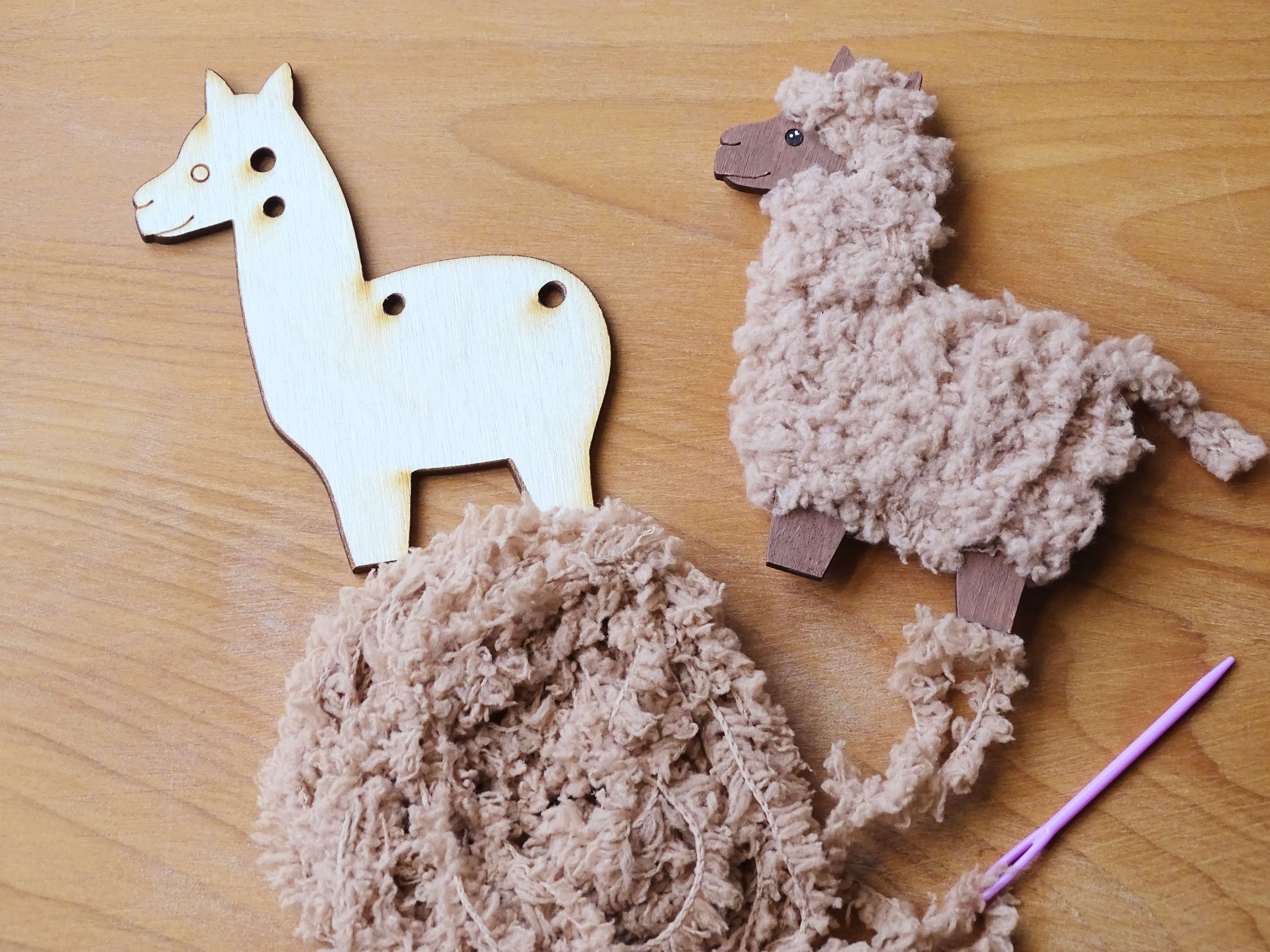 Wooly Winder Llama Kit